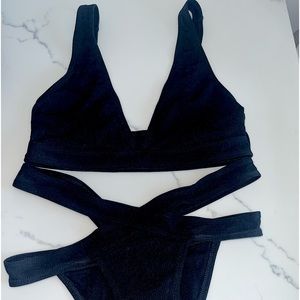 Ladies/Teens SZ 6/M Bathing Suit